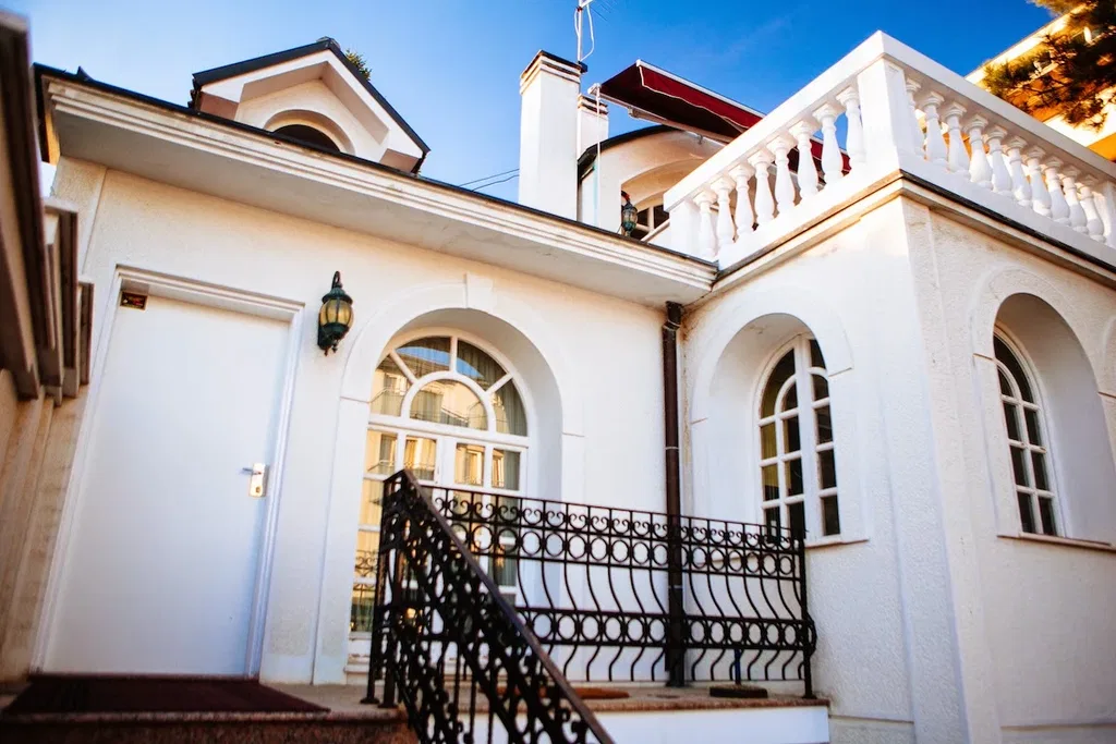 House of White