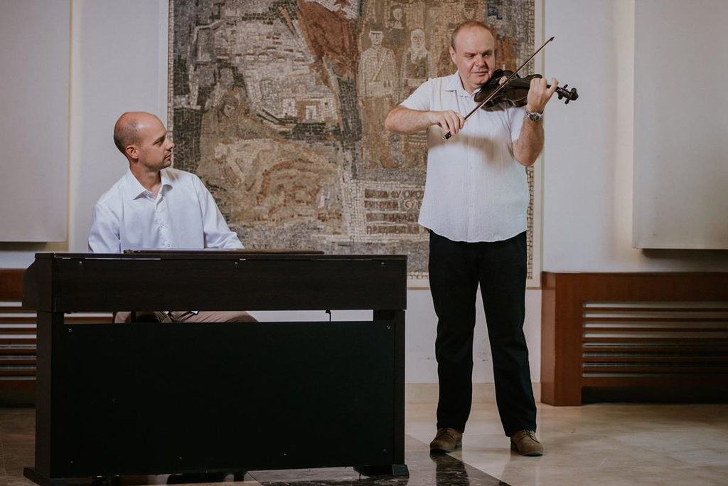 Duo Vivo