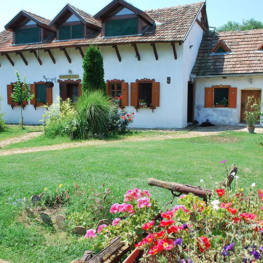 Etno Kuća Đeram