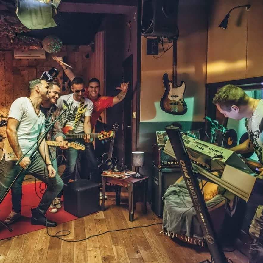 Feeling Band