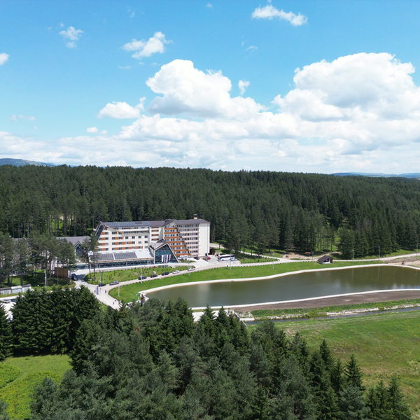 Hotel Borovi — hotel za venčanje, Sjenica