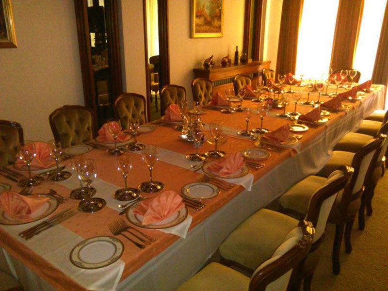 Hotel Trayal