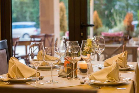 Hotel Turist — venčanje na otvorenom Srbija