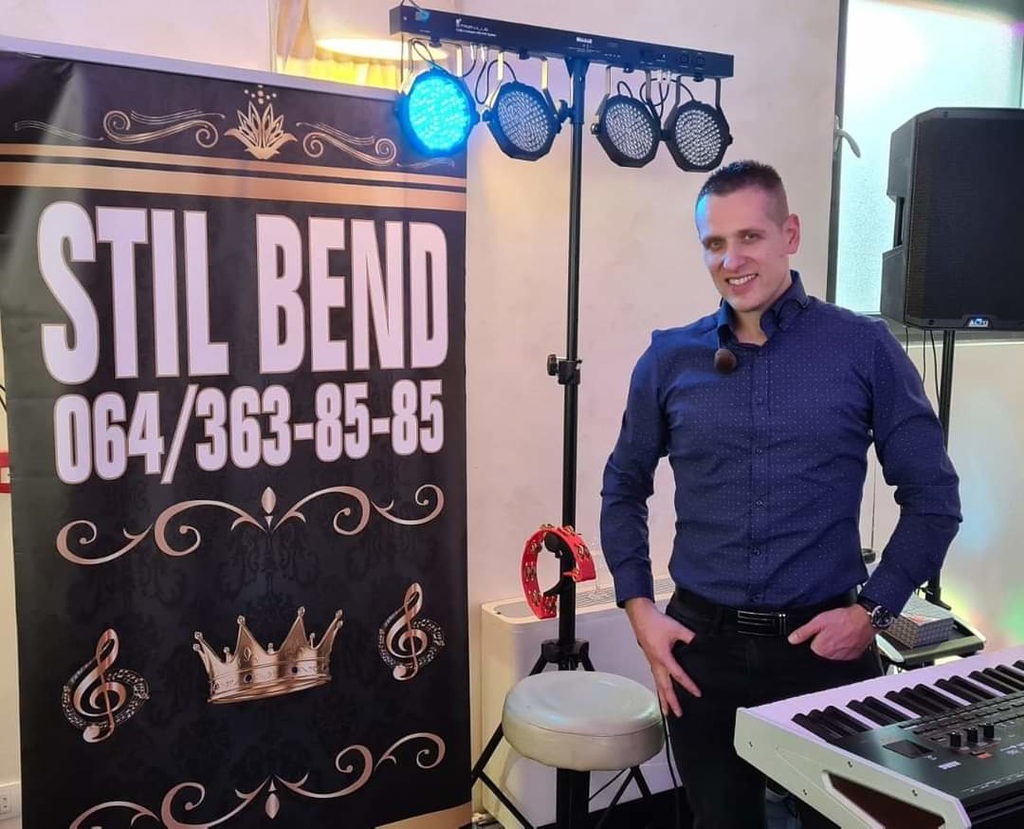 Nesa Stil Bend One Man Band