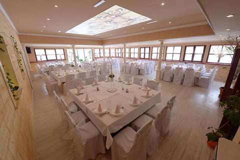 Restoran Đeram Ruma — sala za venčanje Ruma