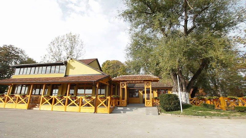 Restoran Manjež