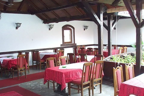 Šumadijski dvori — sala za venčanje Srbija