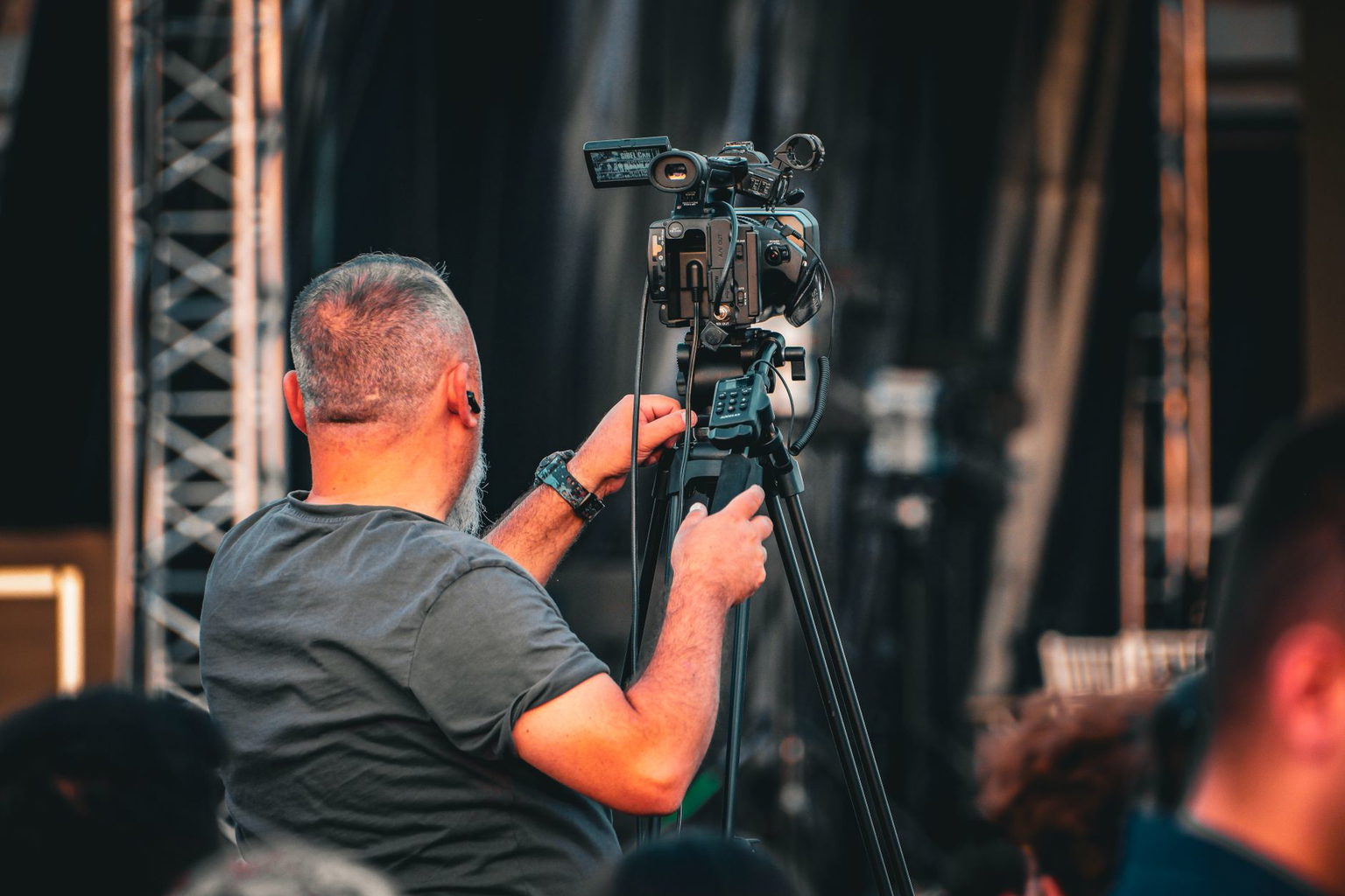 video snimak venčanja — šta tražiti od snimatelja
